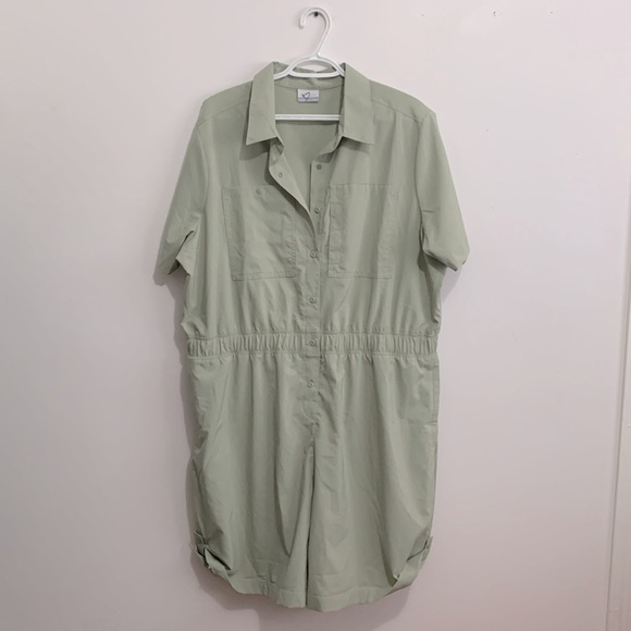 Columbia Women’s Sage Green Silver Ridge Utility Romper size XXL - Picture 2 of 3